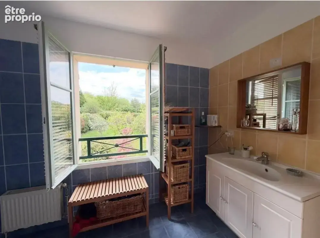 THOIRY Maison familiale 4 chambres avec jardin - photo 12