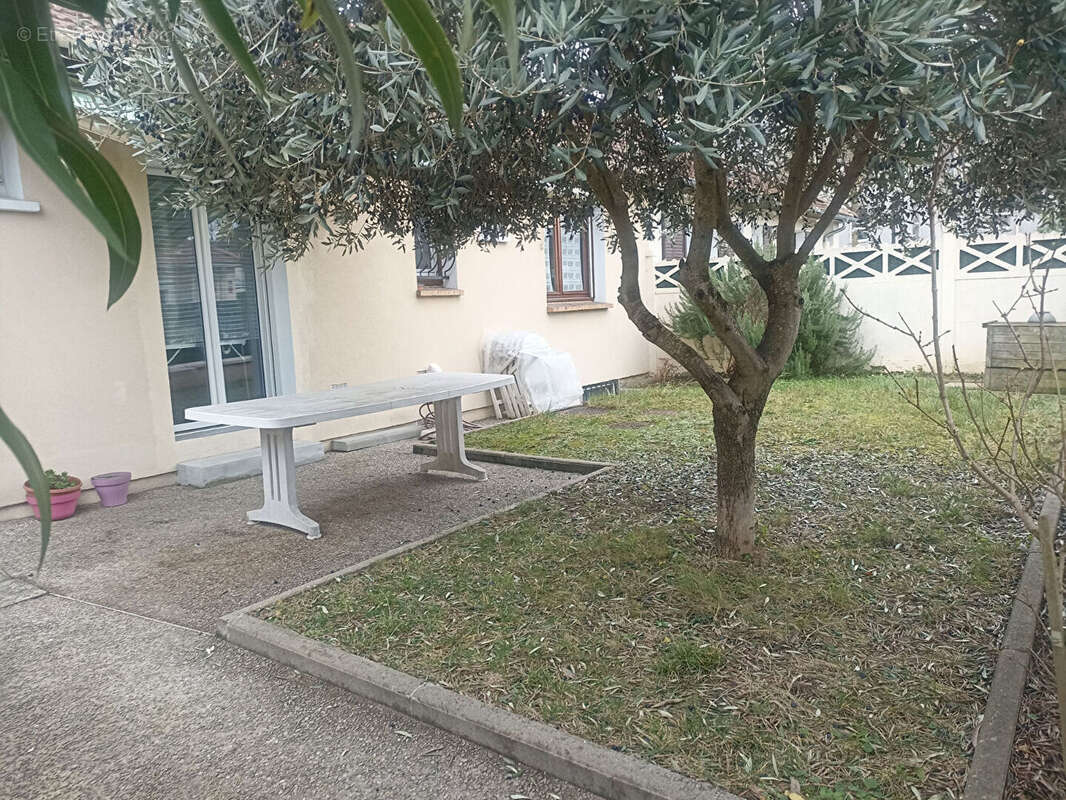 Maison à NEUILLY-PLAISANCE
