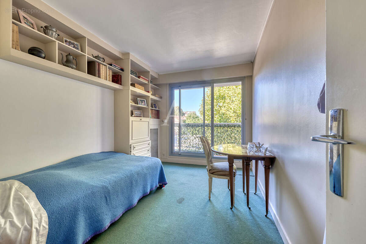 Appartement à LE PERREUX-SUR-MARNE