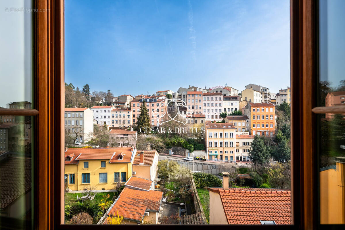 Appartement à LYON-4E