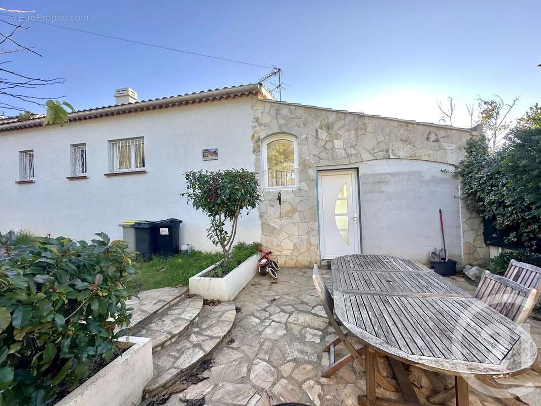 Maison 91 m² à Six-Fours-Les-Plages  - photo 9