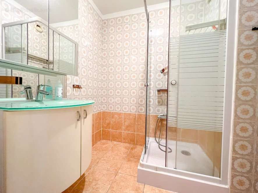 Appartement à MANDELIEU-LA-NAPOULE