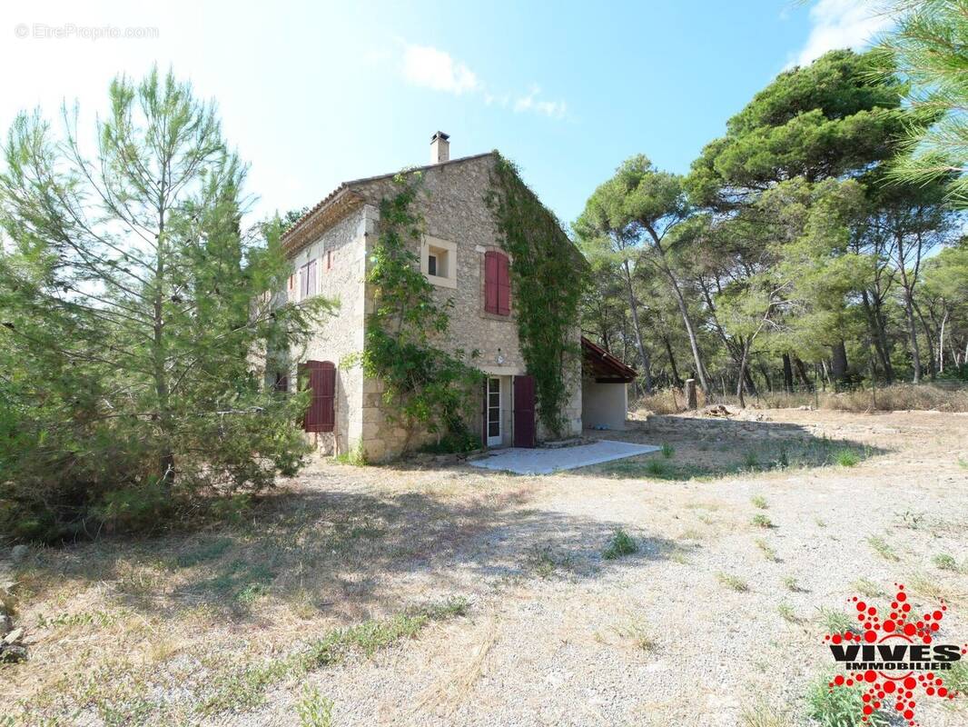 Maison à CRUZY