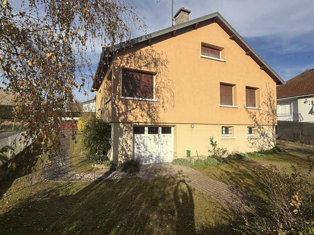 Photo 6 - Maison à GUEUGNON