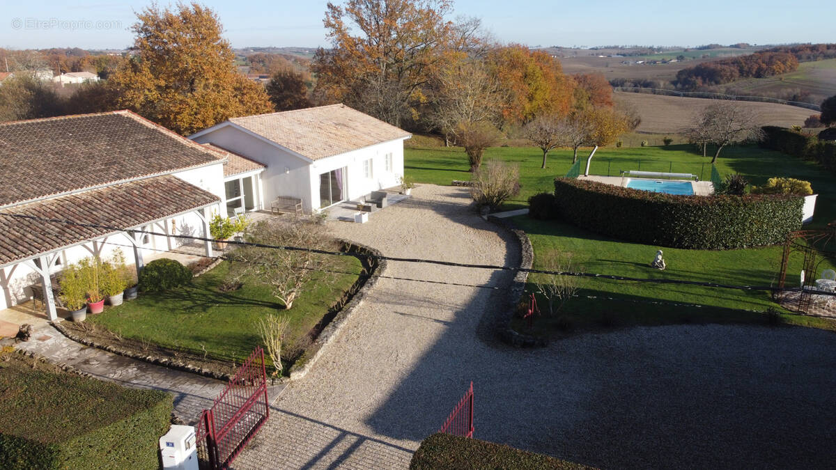 Maison à SAINT-AVIT