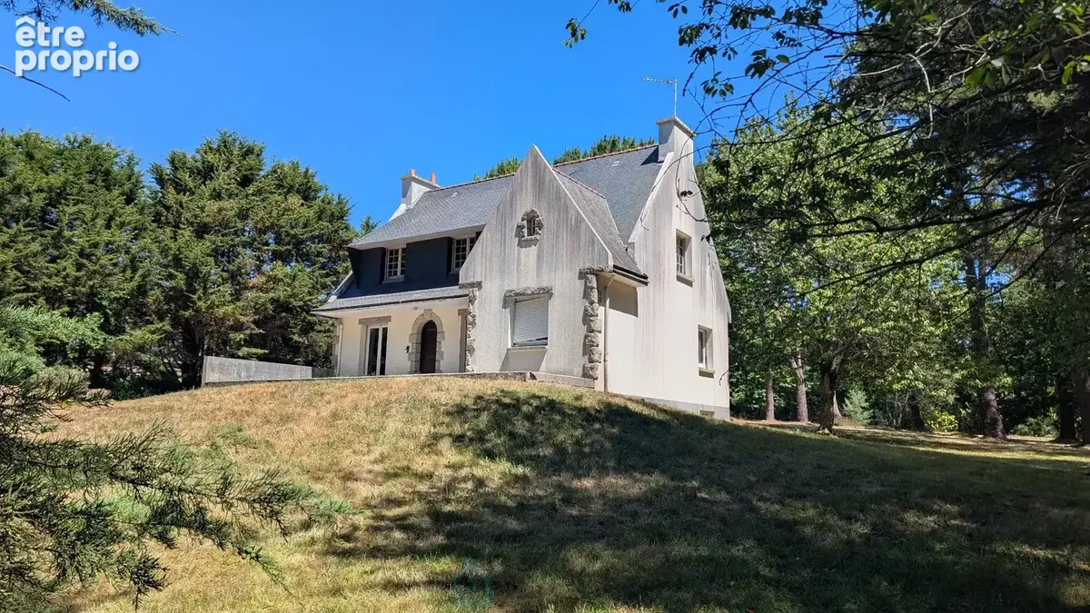 Maison familiale de 5 chambres à rénover  Sous-sol complet  Terrain de 8 291 m²  À 1,6 km de la Petite Mer de Gâvres - photo 2