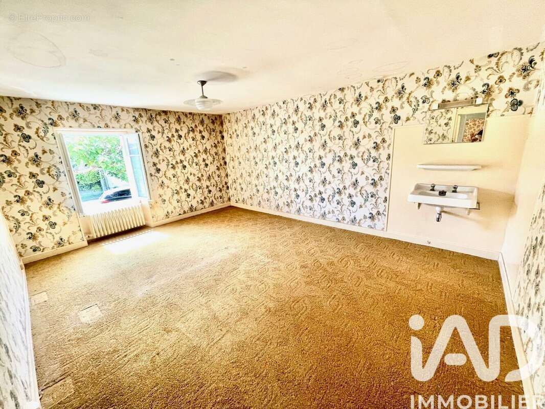 Maison 212 m² à Agudelle  - photo 8