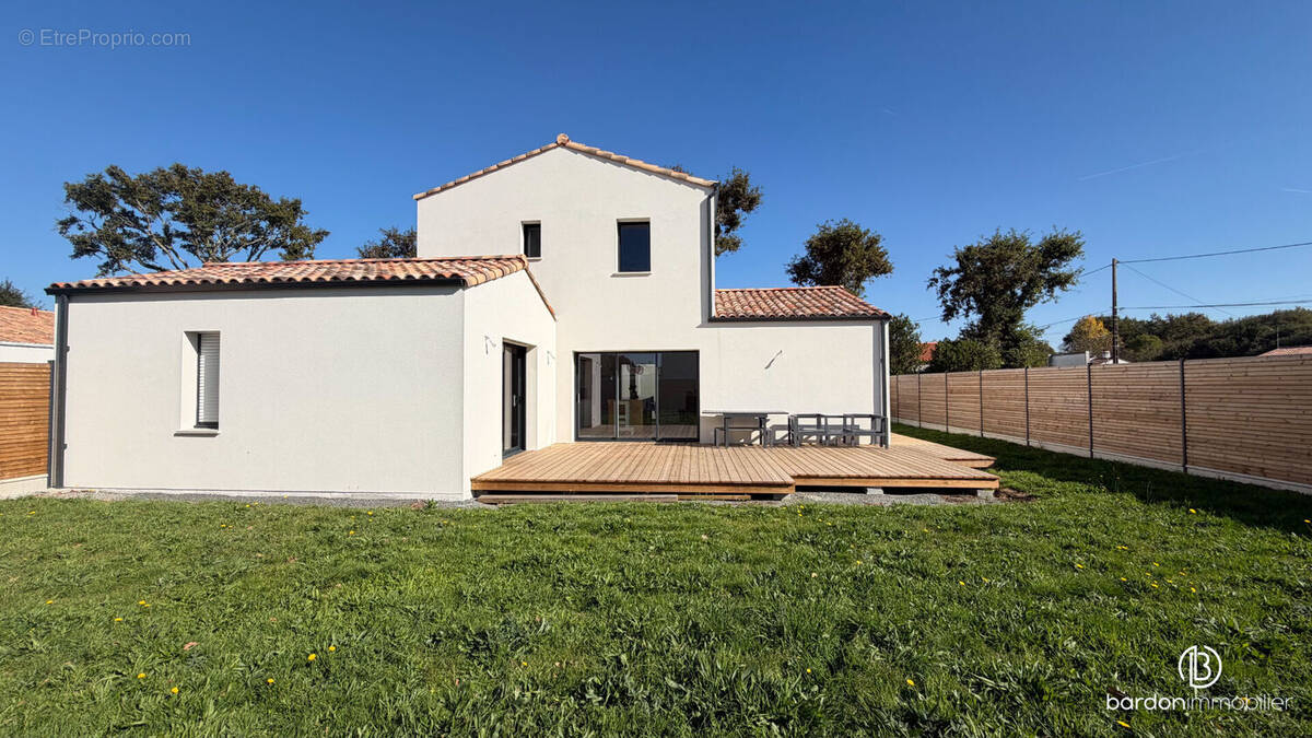 Maison à SALLERTAINE