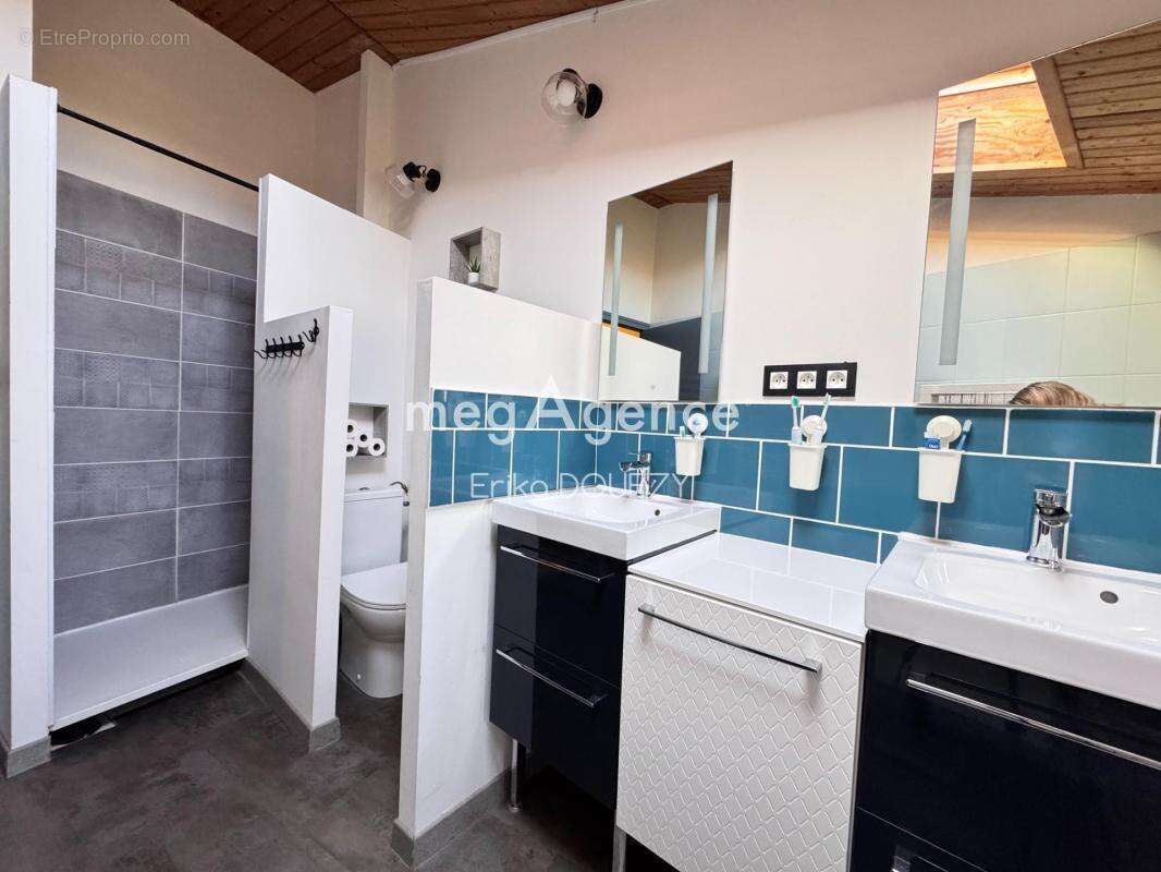 Maison à LES HERBIERS