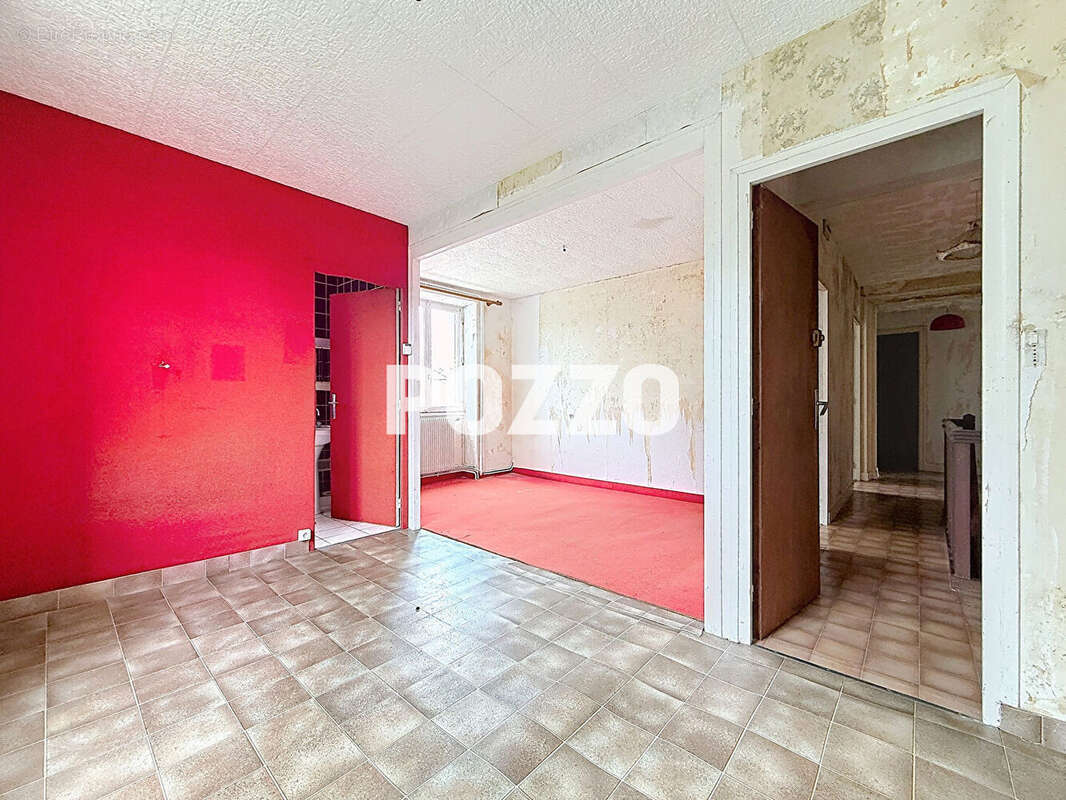 Maison à SAINT-SAUVEUR-LA-POMMERAYE