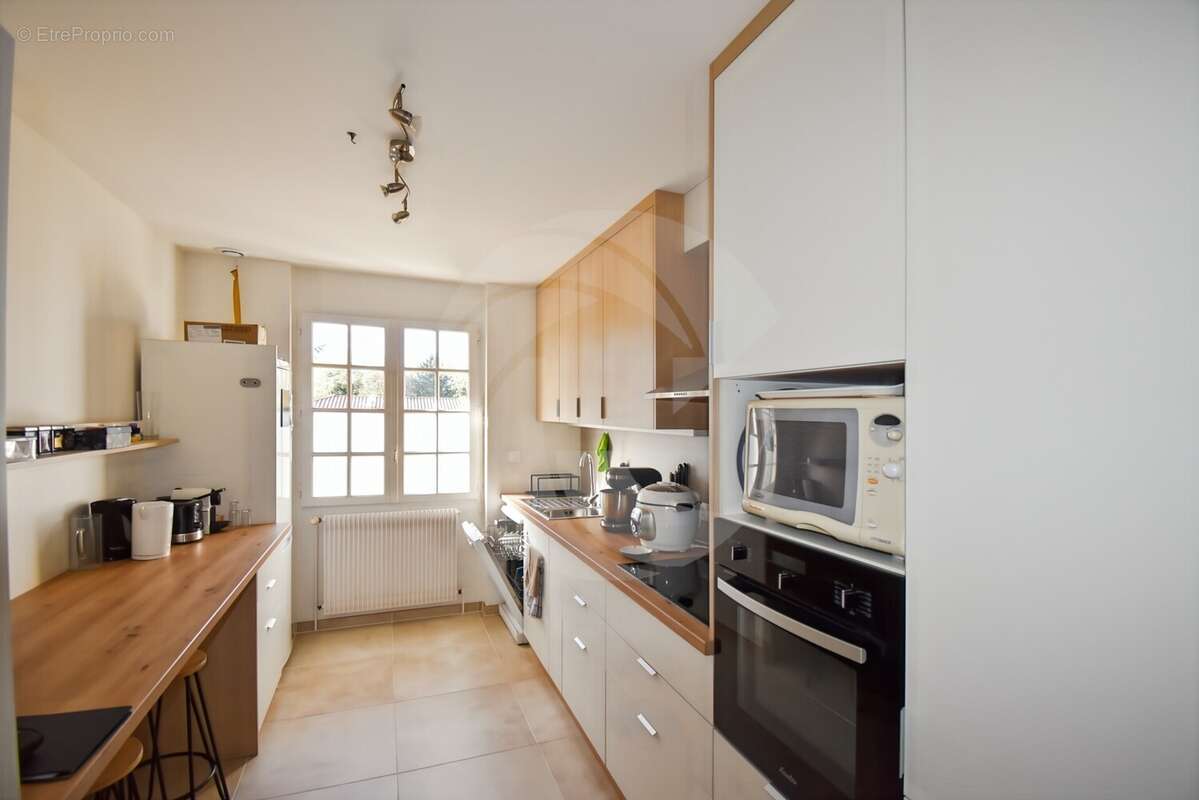 Maison à NEGREPELISSE