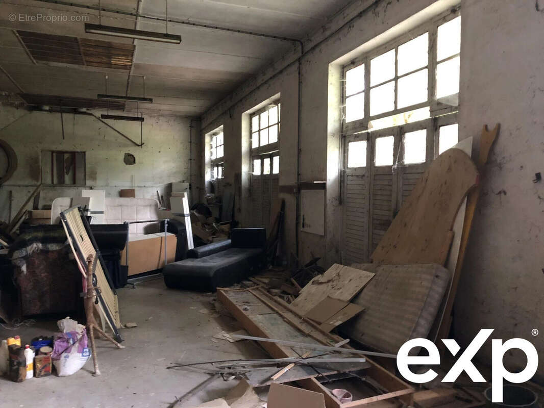 Commerce à BAGAT-EN-QUERCY