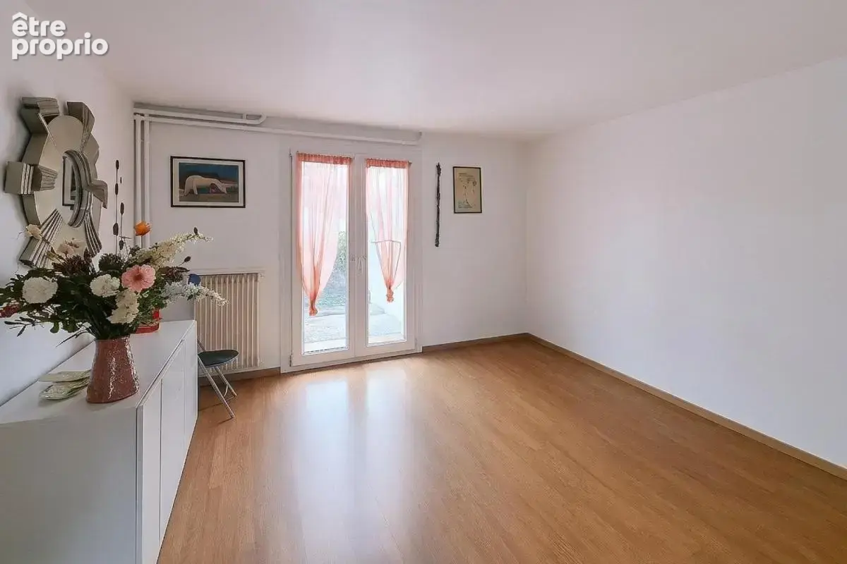Ormesson sur Marne : maison familiale 184 m², 5 chambres, jardin et garage, proche commerces - photo 5