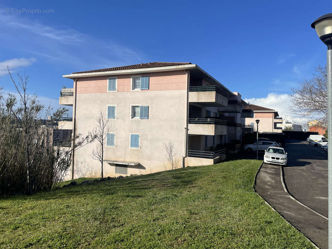 Appartement à MARSEILLE-13E