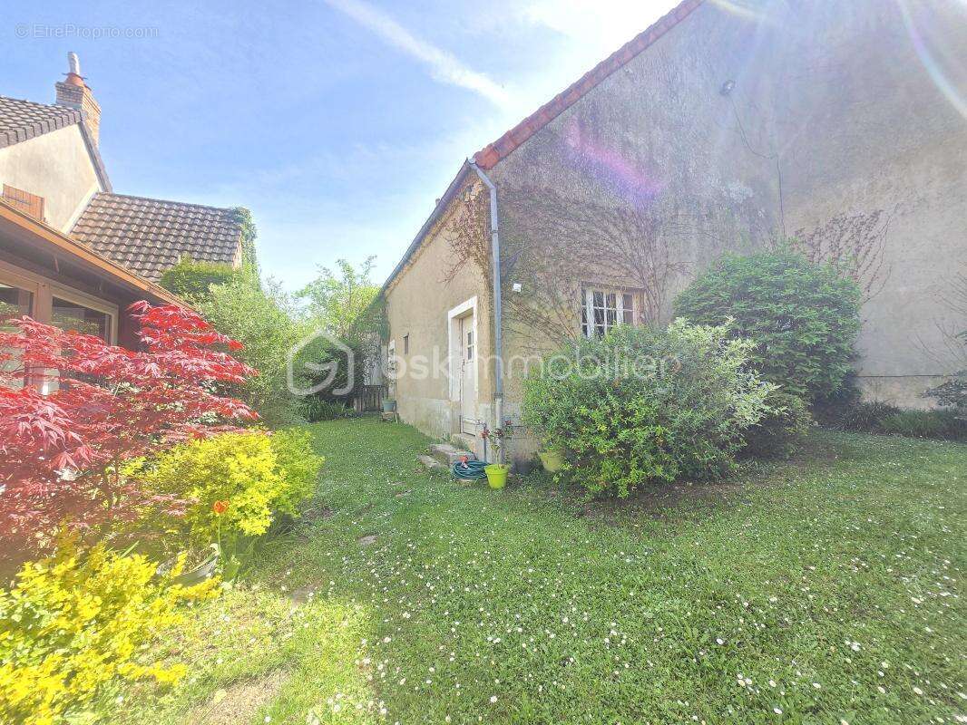 Maison à GERMIGNY-SUR-LOIRE