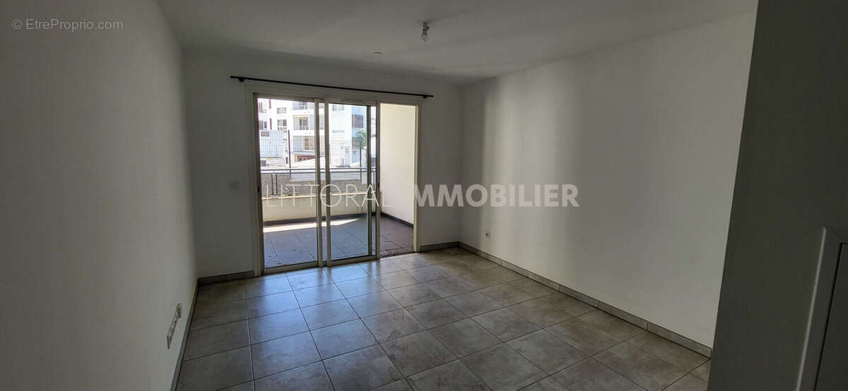 Appartement Saint Denis 2 pièce(s) 46 m2 - photo 2