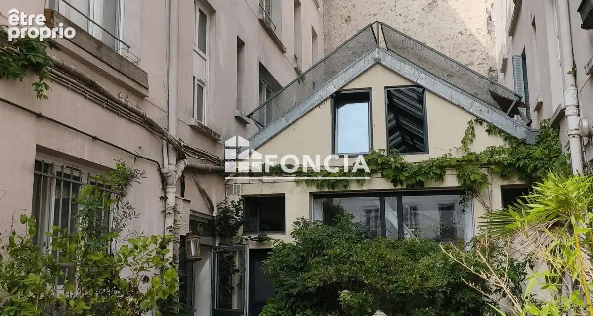 Appartement à PARIS-11E