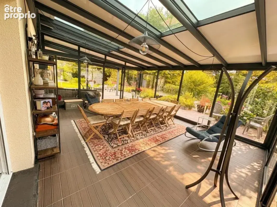 Domaine d'exception à Quincampoix : 2 demeures de charme & contemporaines sur 2 980 m² de parc paysagé - photo 3