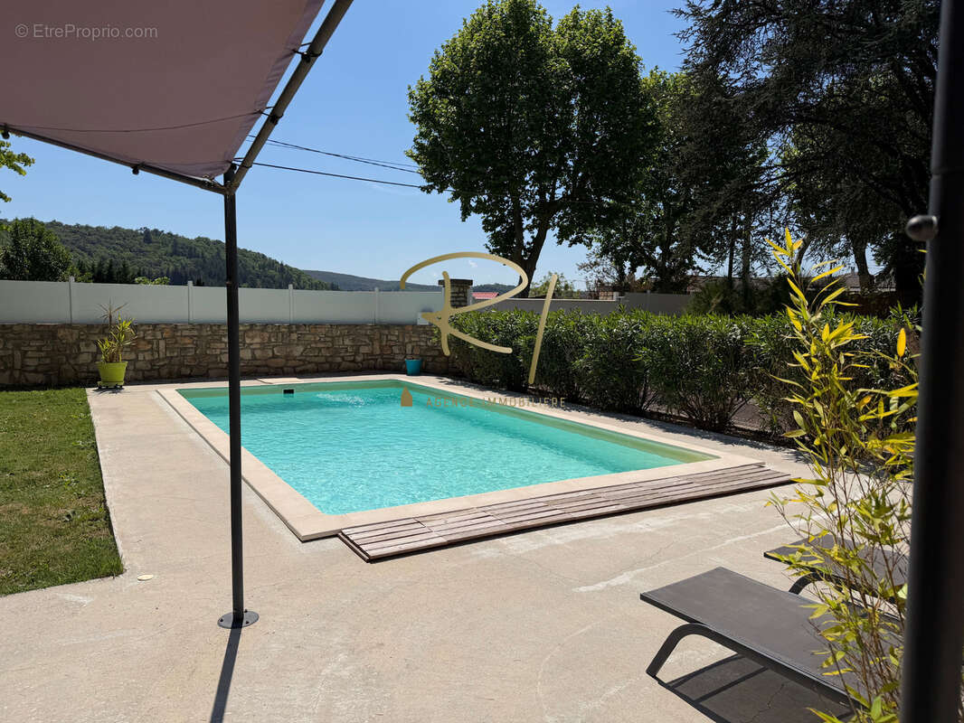 Maison à VALLON-PONT-D'ARC