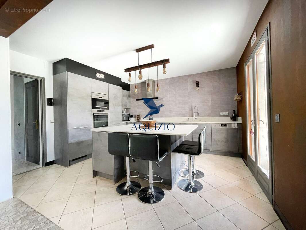 Maison à PEILLONNEX