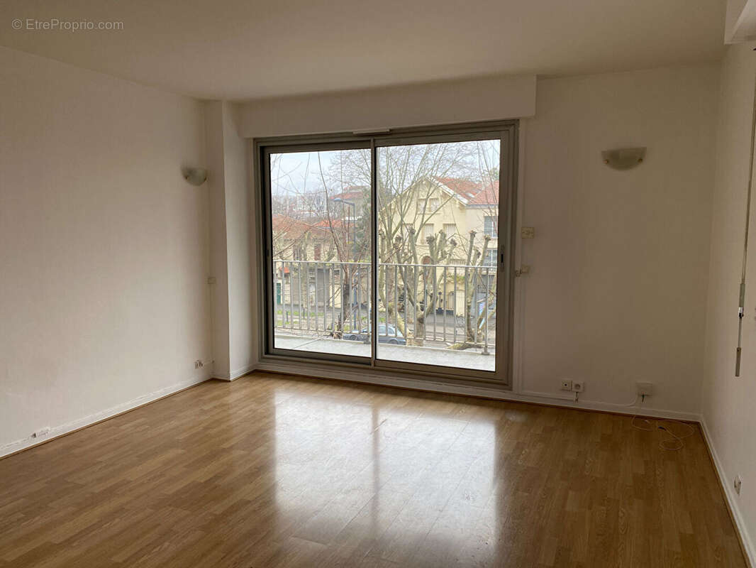 Appartement à MAISONS-ALFORT