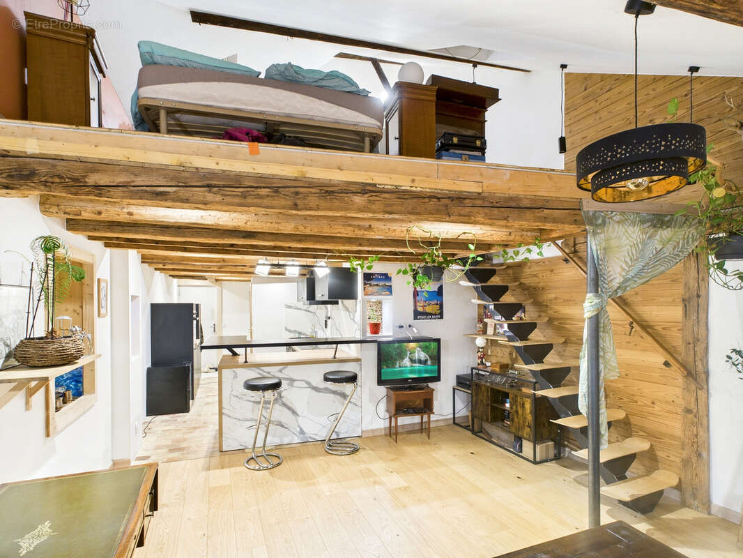 Appartement à EVIAN-LES-BAINS