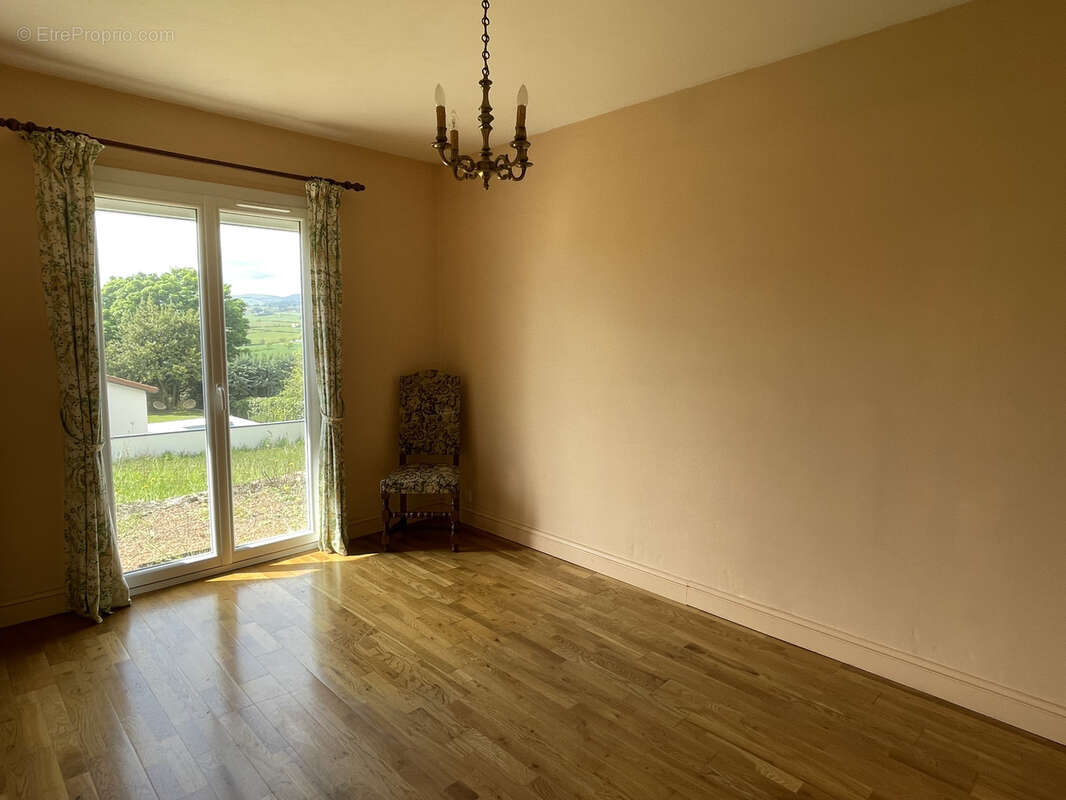 Maison à SAINTE-CONSORCE