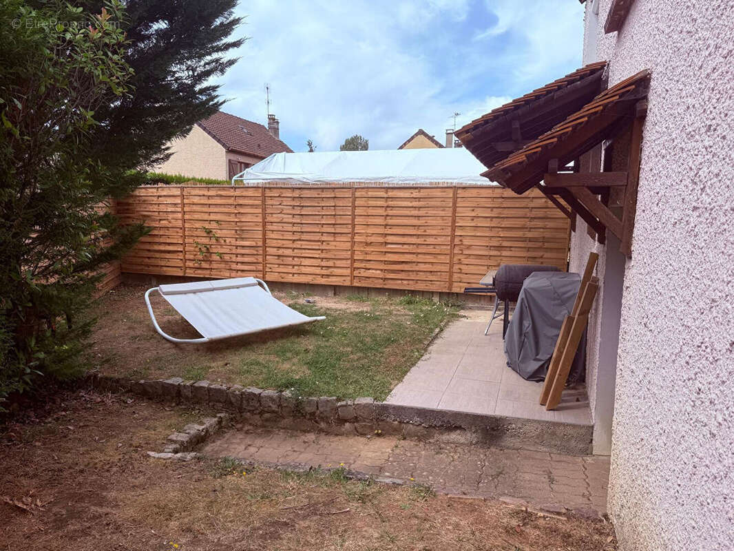 Maison familiale 4 chambres avec sous-sol total - Saint-Soupplets - photo 13