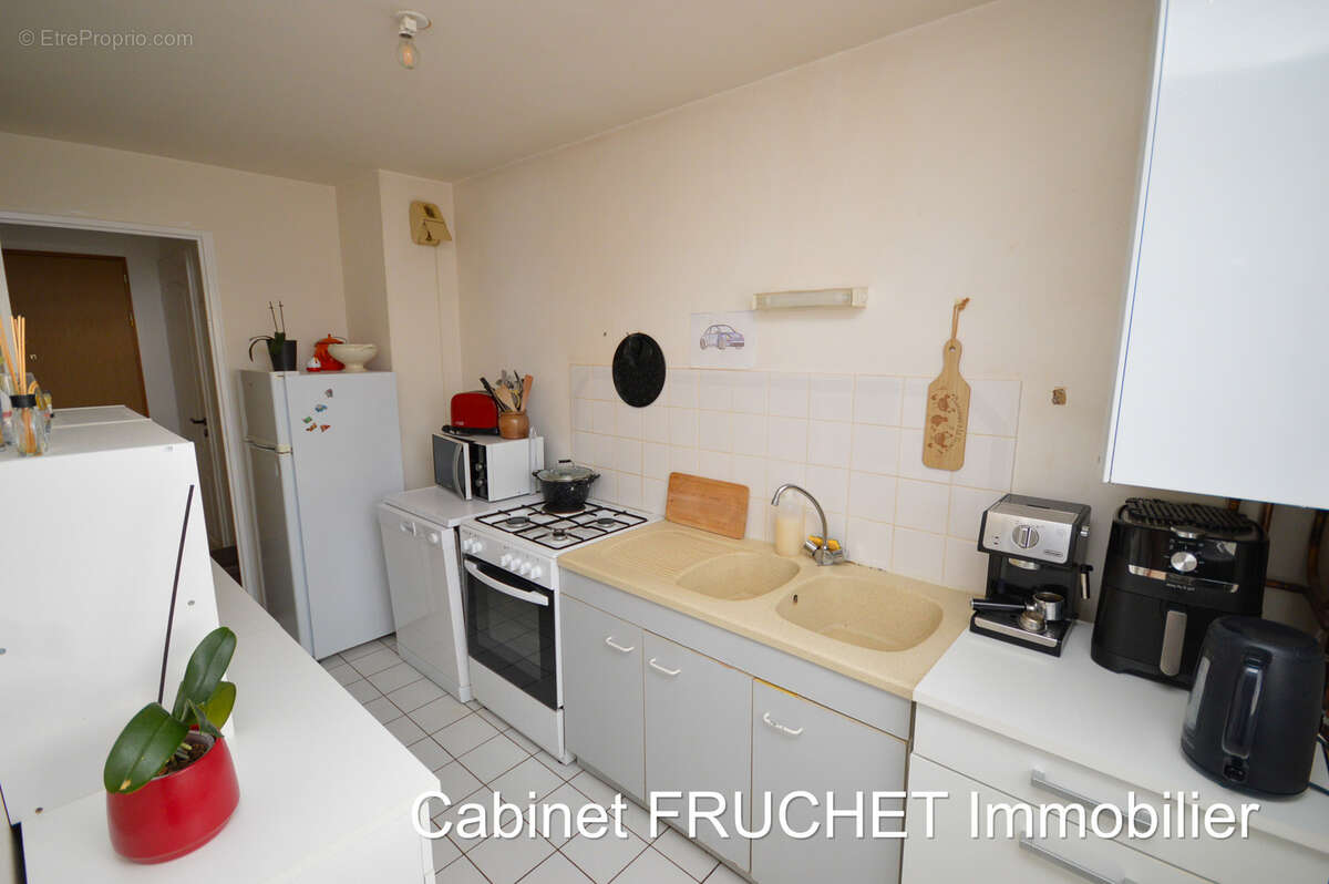 CHANTONNAY - Bel appartement en duplex - photo 4