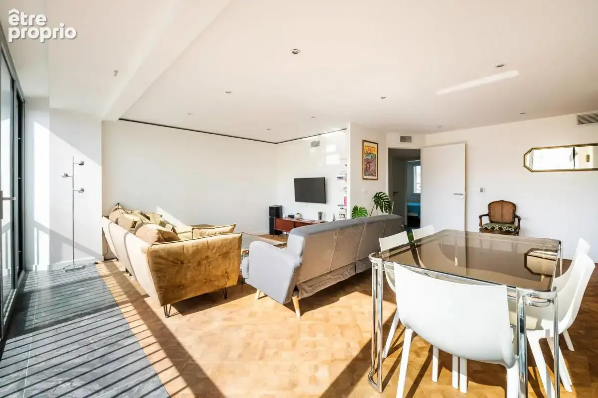 Appartement de 4 pièces de 100 m² à Marseille - photo 10