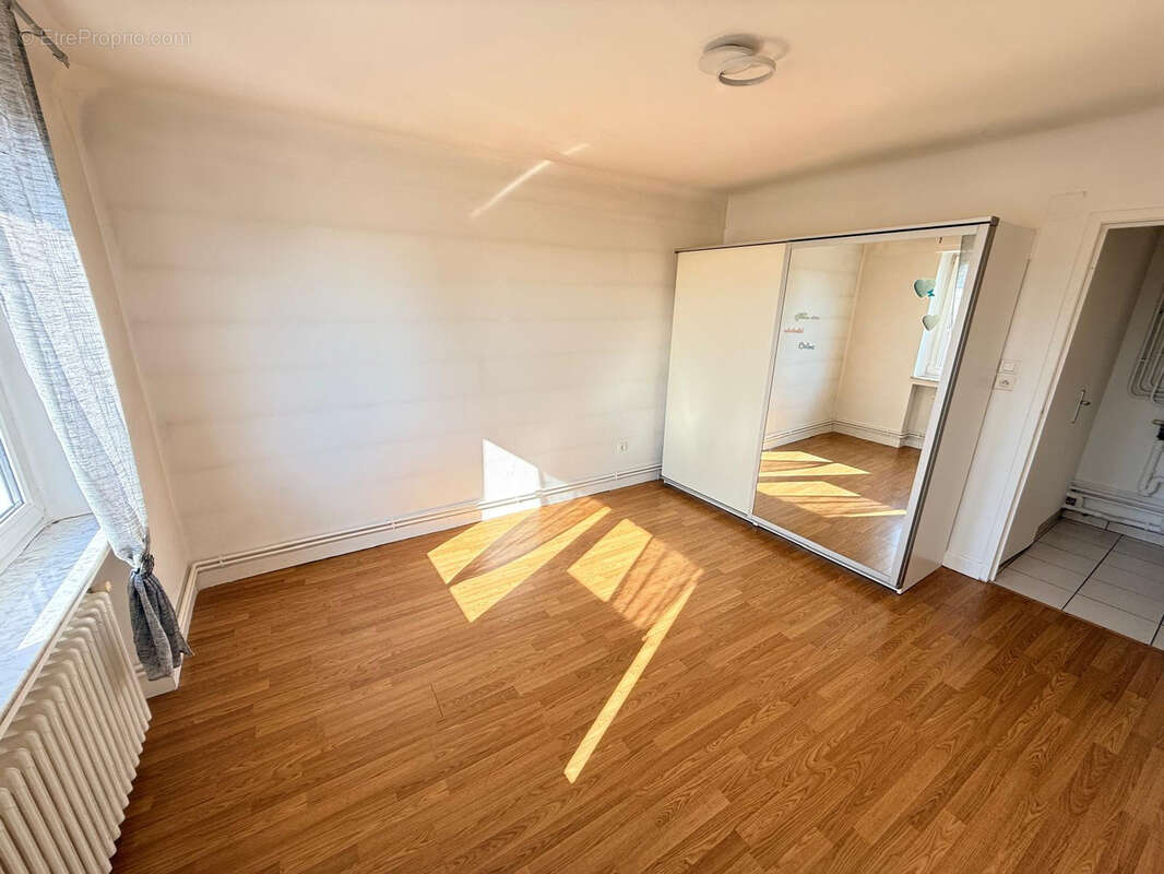 Appartement à SAINTE-MARIE-AUX-CHENES