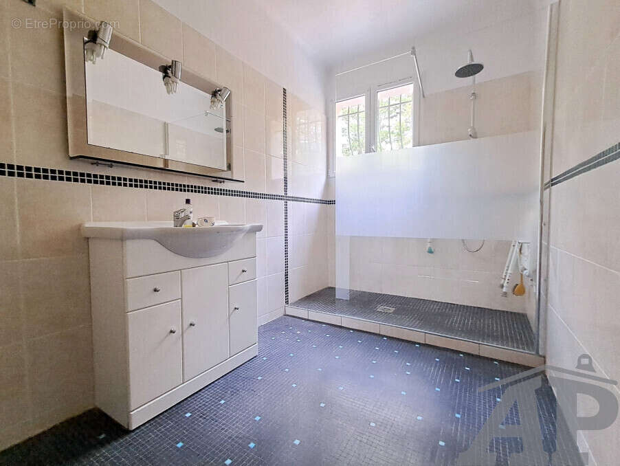 Appartement à DRAGUIGNAN