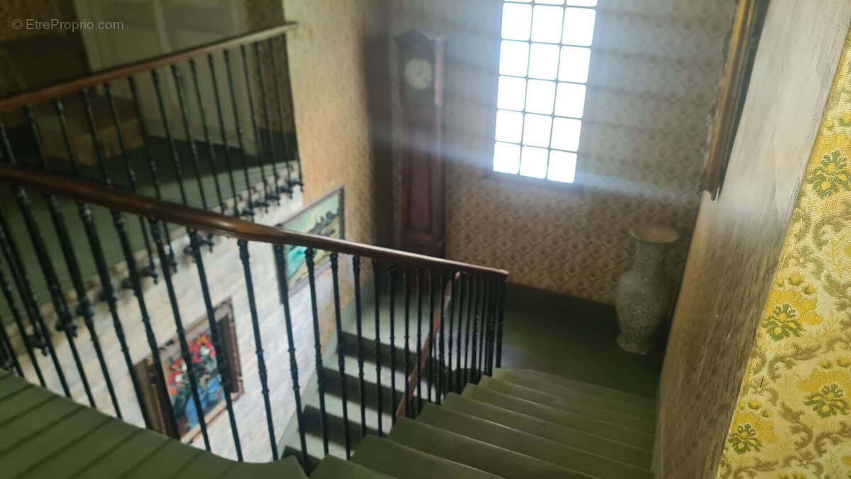 Maison à COURNONSEC