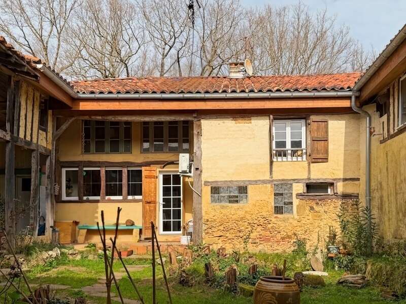Maison à LE HOUGA