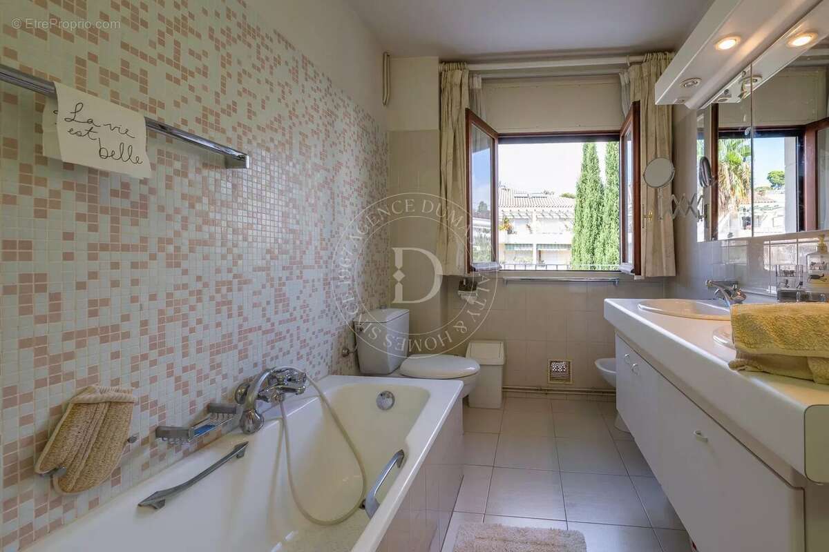 Appartement à SAINT-JEAN-CAP-FERRAT