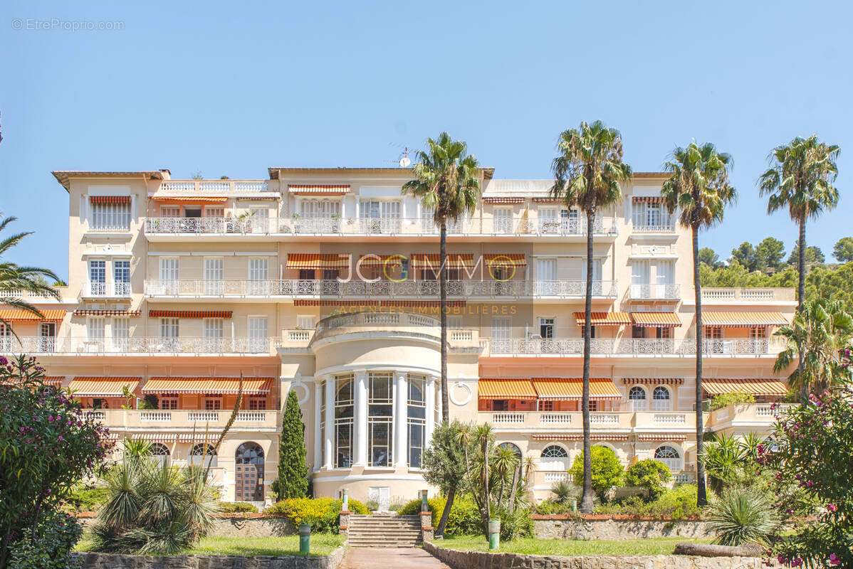 Appartement à HYERES