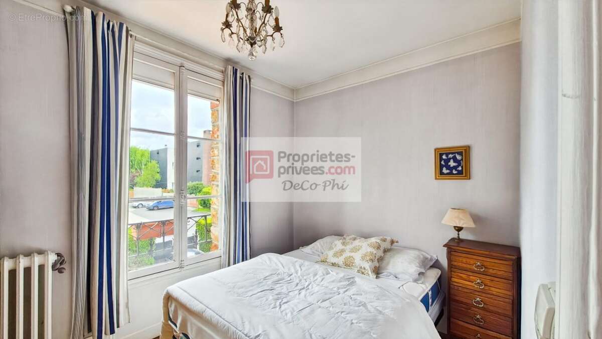 Maison 5 pièces - véranda orientée sud - Ville d'Avray - photo 7