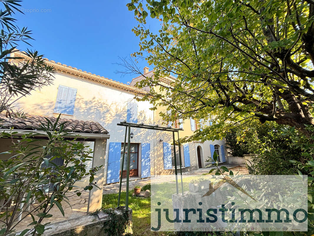 Maison à BEAUMES-DE-VENISE