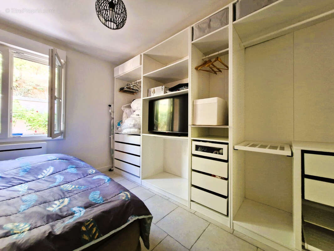 Maison à BAGNOLS-EN-FORET