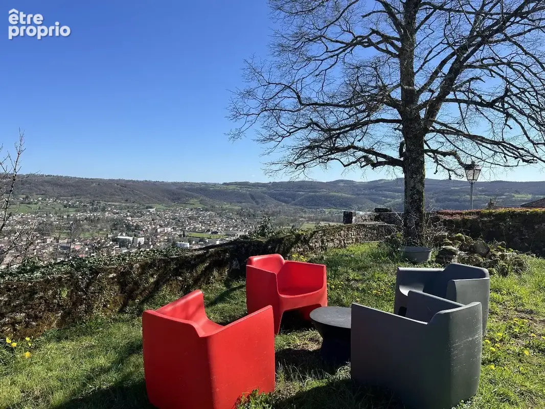 Maison en pierres entièrement rénovée dans village historique - photo 4
