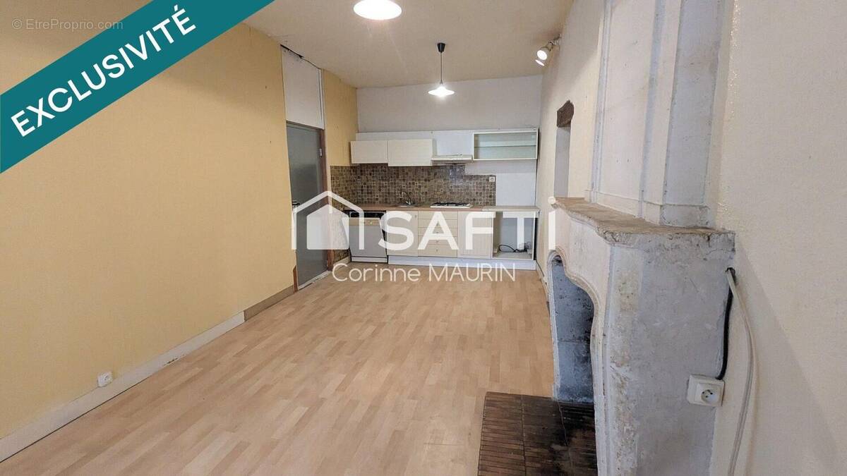 Photo 1 - Appartement à BARBEZIEUX-SAINT-HILAIRE