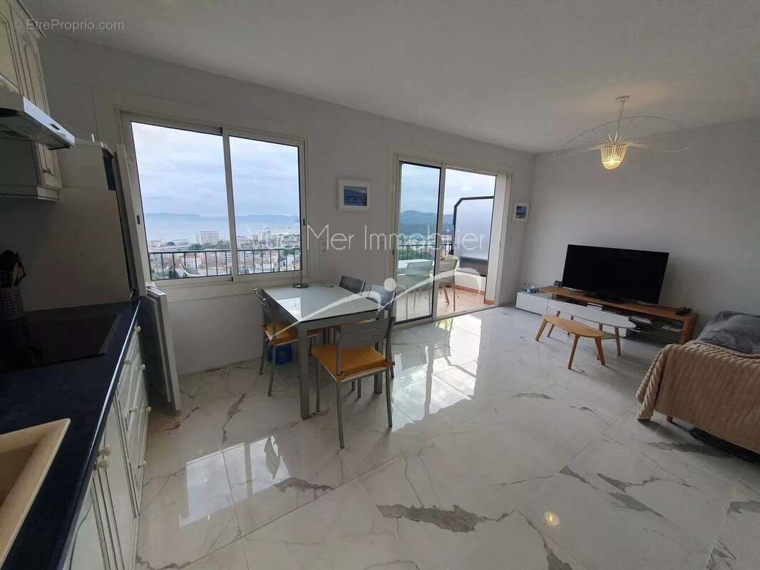Appartement à LE LAVANDOU