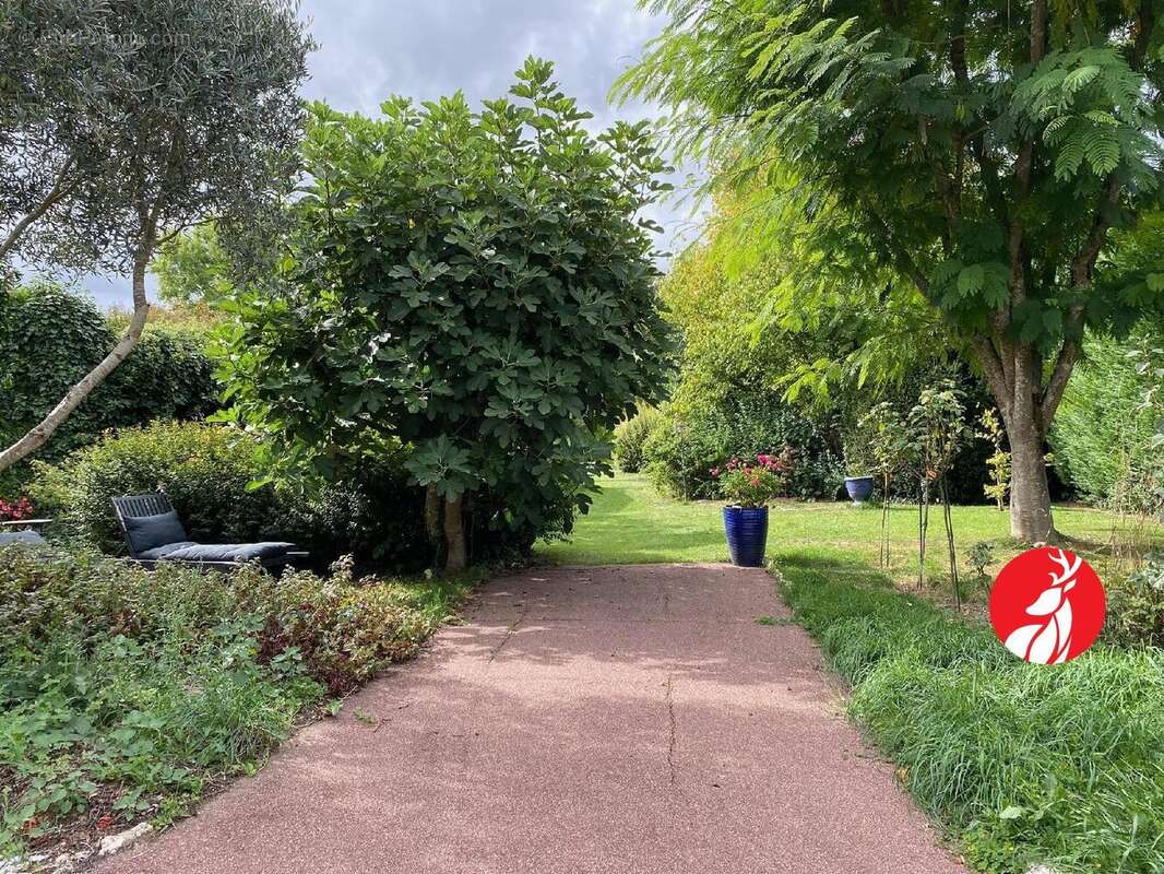 Maison à MILLY-LA-FORET