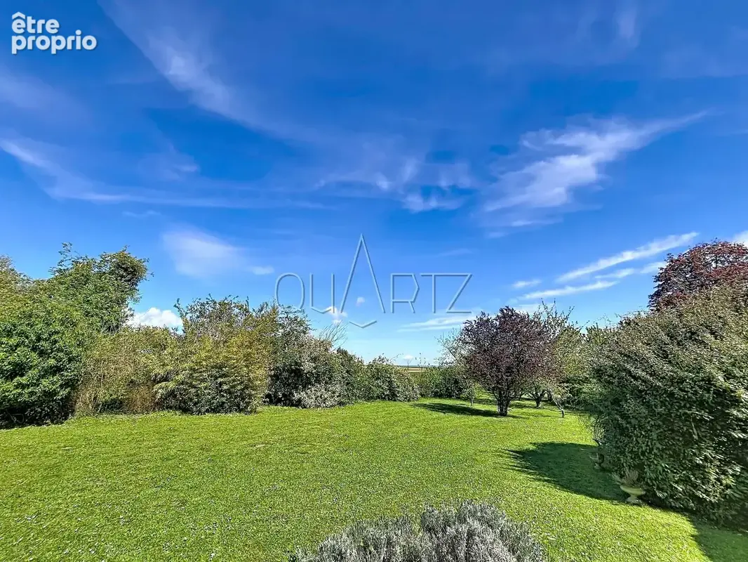 Propriété composée de deux maisons et ses annexes - photo 6