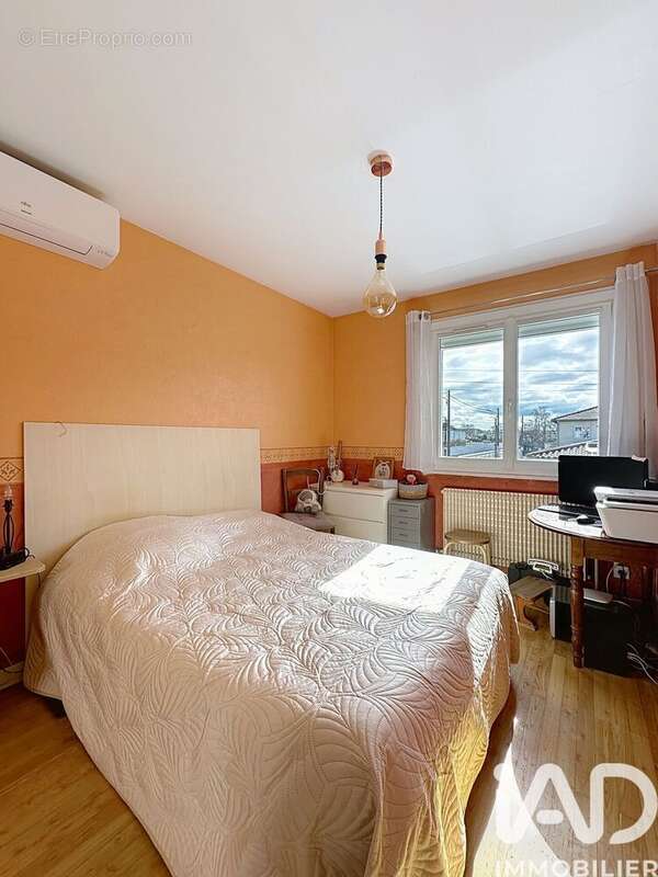 Photo 8 - Maison à MEYZIEU