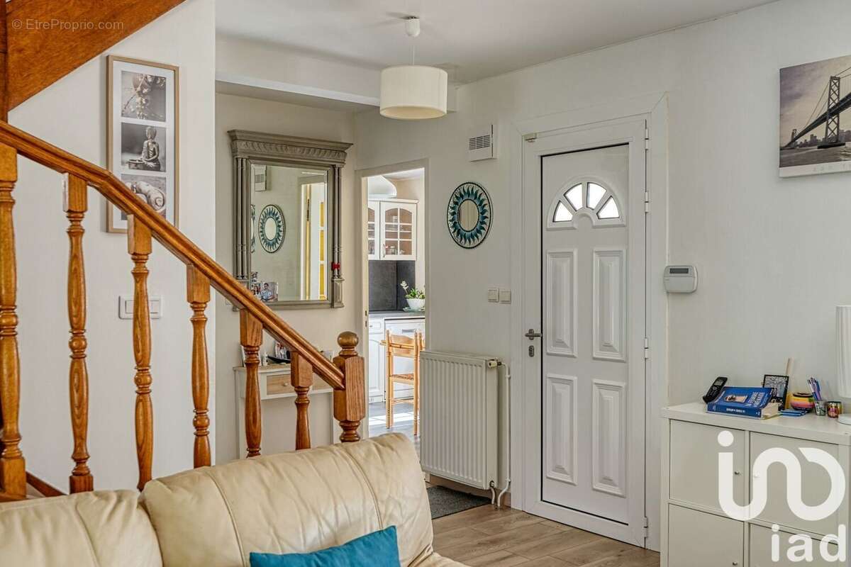 Photo 9 - Maison à CHANTELOUP-LES-VIGNES