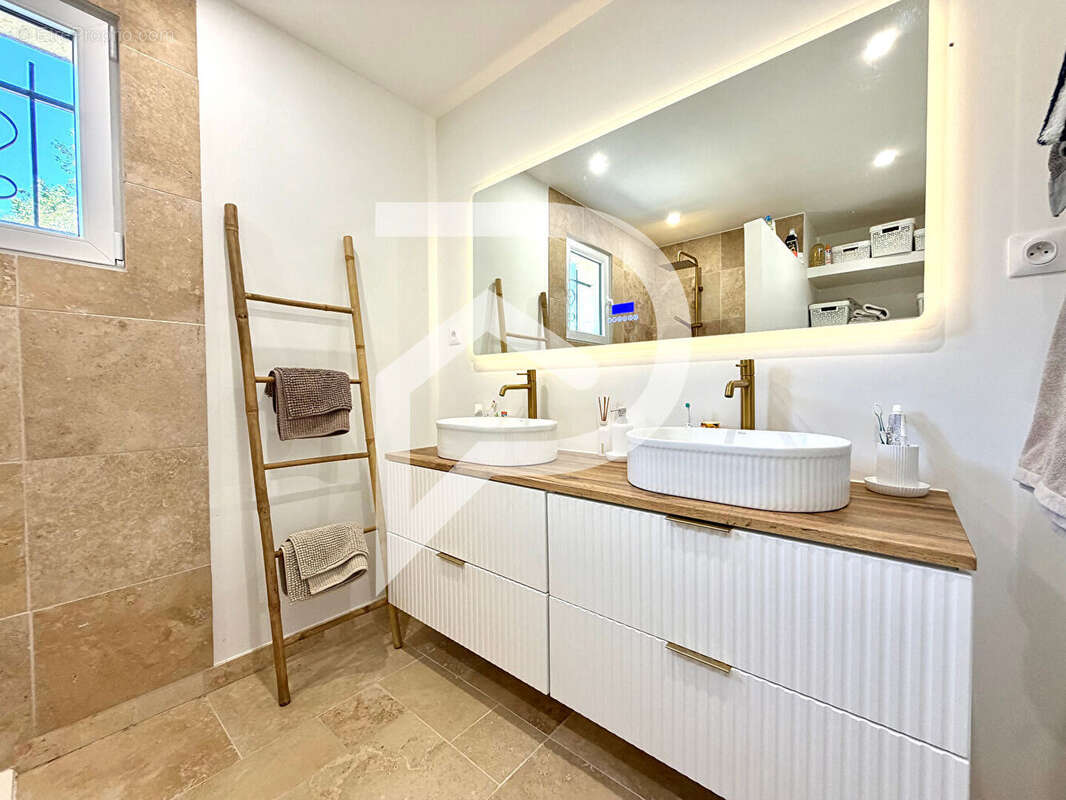 Maison Artix 7 pièces 140 m² - photo 14