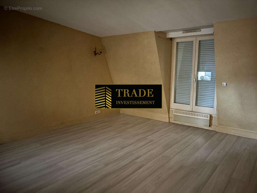Appartement à CHENNEVIERES-SUR-MARNE