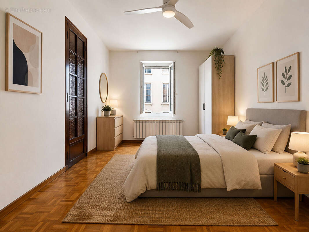 Appartement à MARSEILLE-5E