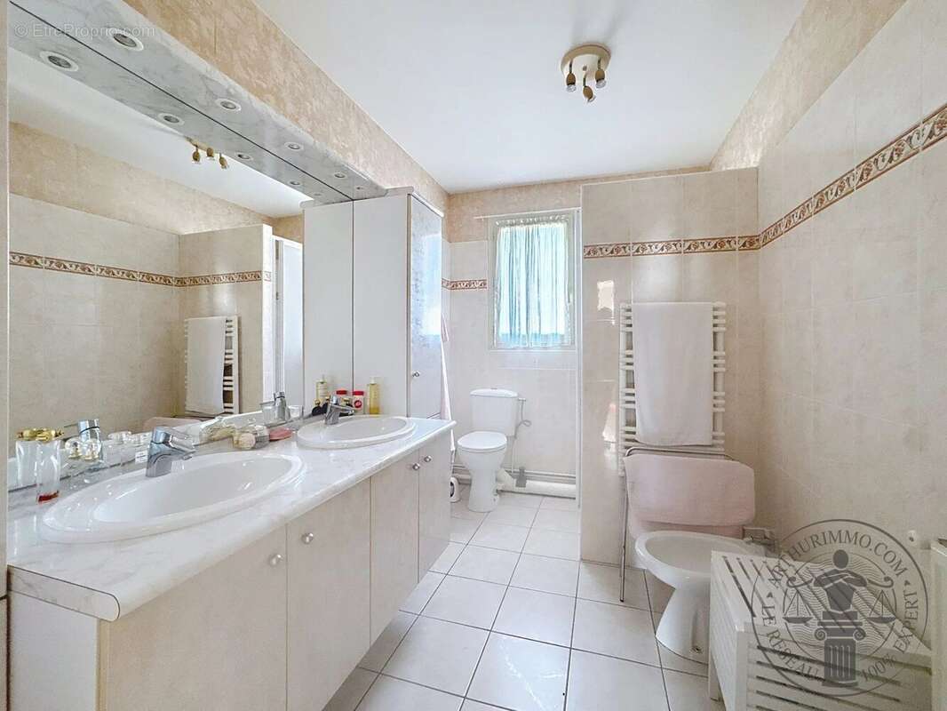Appartement à DOURDAN
